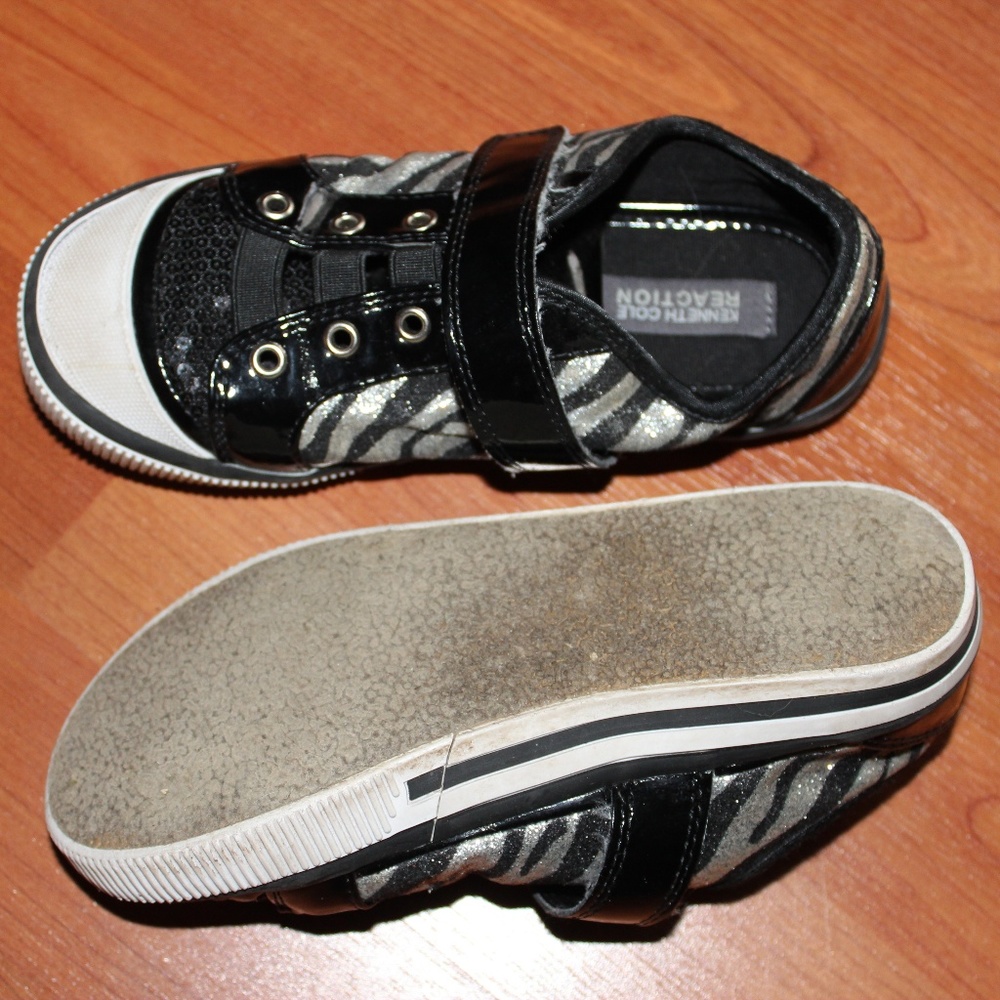 Kenneth Cole Girls Sneakers Glitter Sequins Shoes - Picture 6 of 8